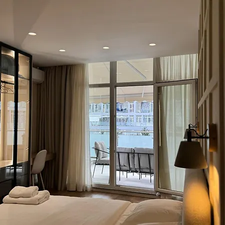 Elen Lägenhet Tirana